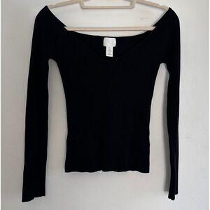 HM Black Ribbed Off Shoulder V-Neck LS‎ Minimalist Chic Going Out Feminine